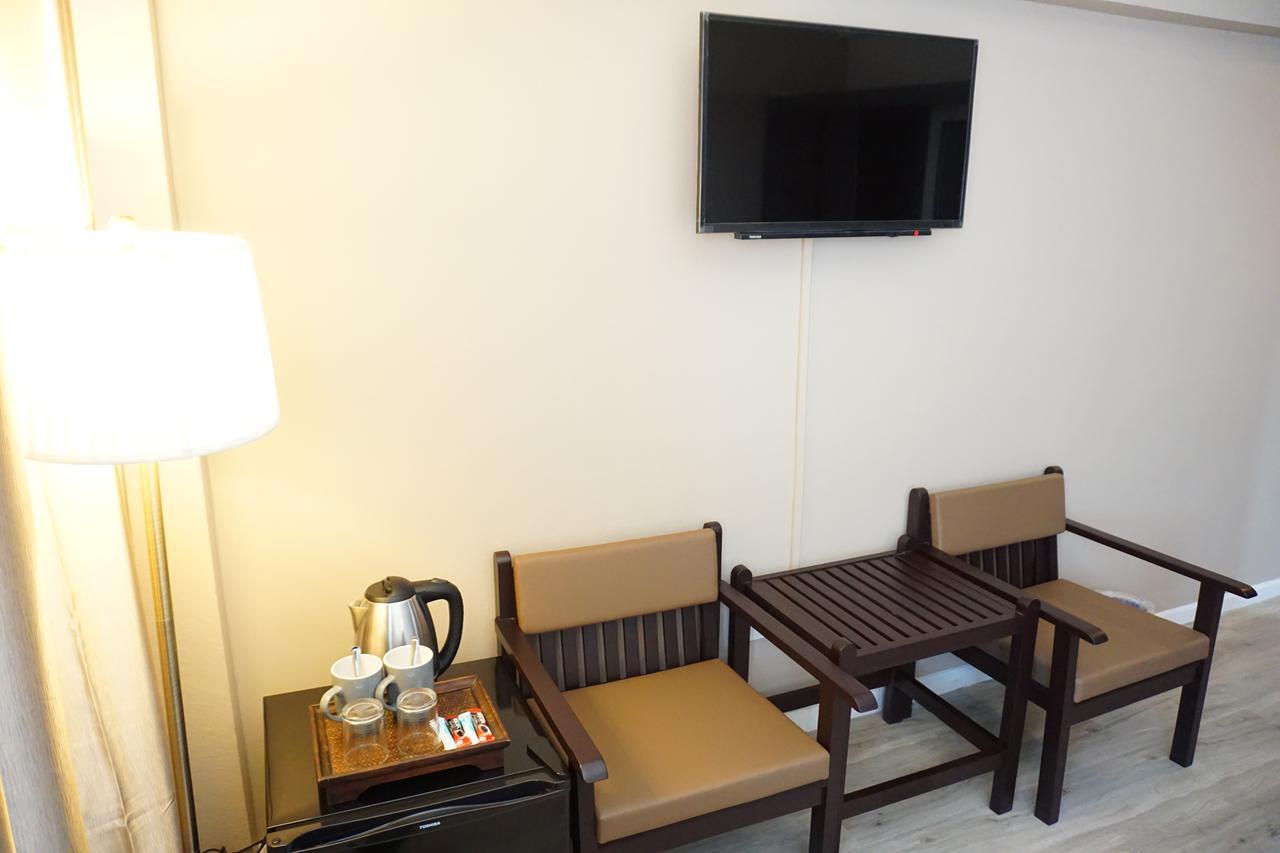 Taris Art Hotel Пхрэ Экстерьер фото