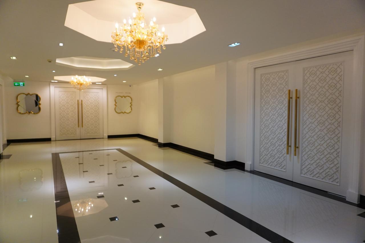 Taris Art Hotel Пхрэ Экстерьер фото